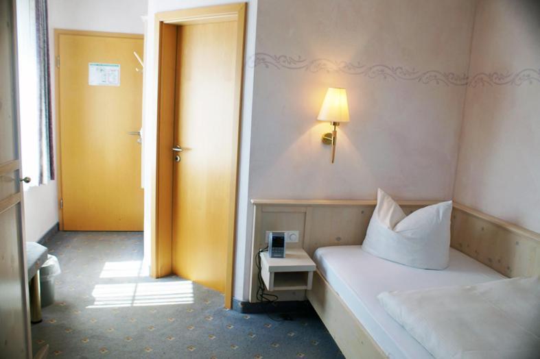 Hotel Landgasthof Hofmeier Hetzenhausen Bagian luar foto