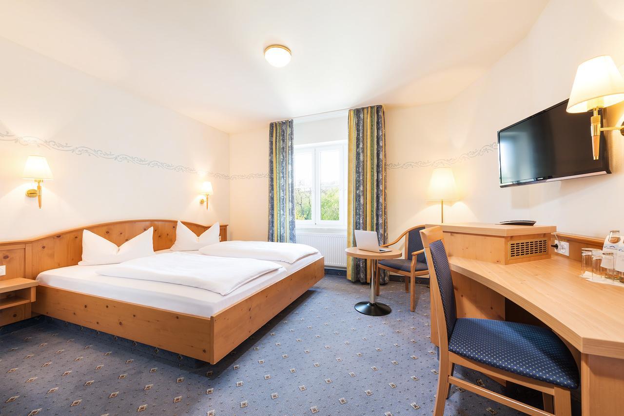 Hotel Landgasthof Hofmeier Hetzenhausen Bagian luar foto