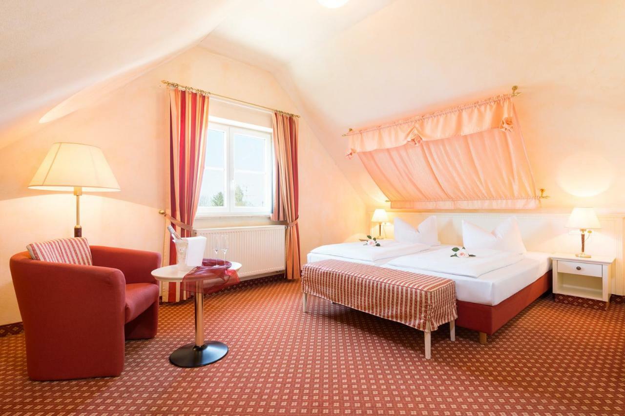 Hotel Landgasthof Hofmeier Hetzenhausen Bagian luar foto